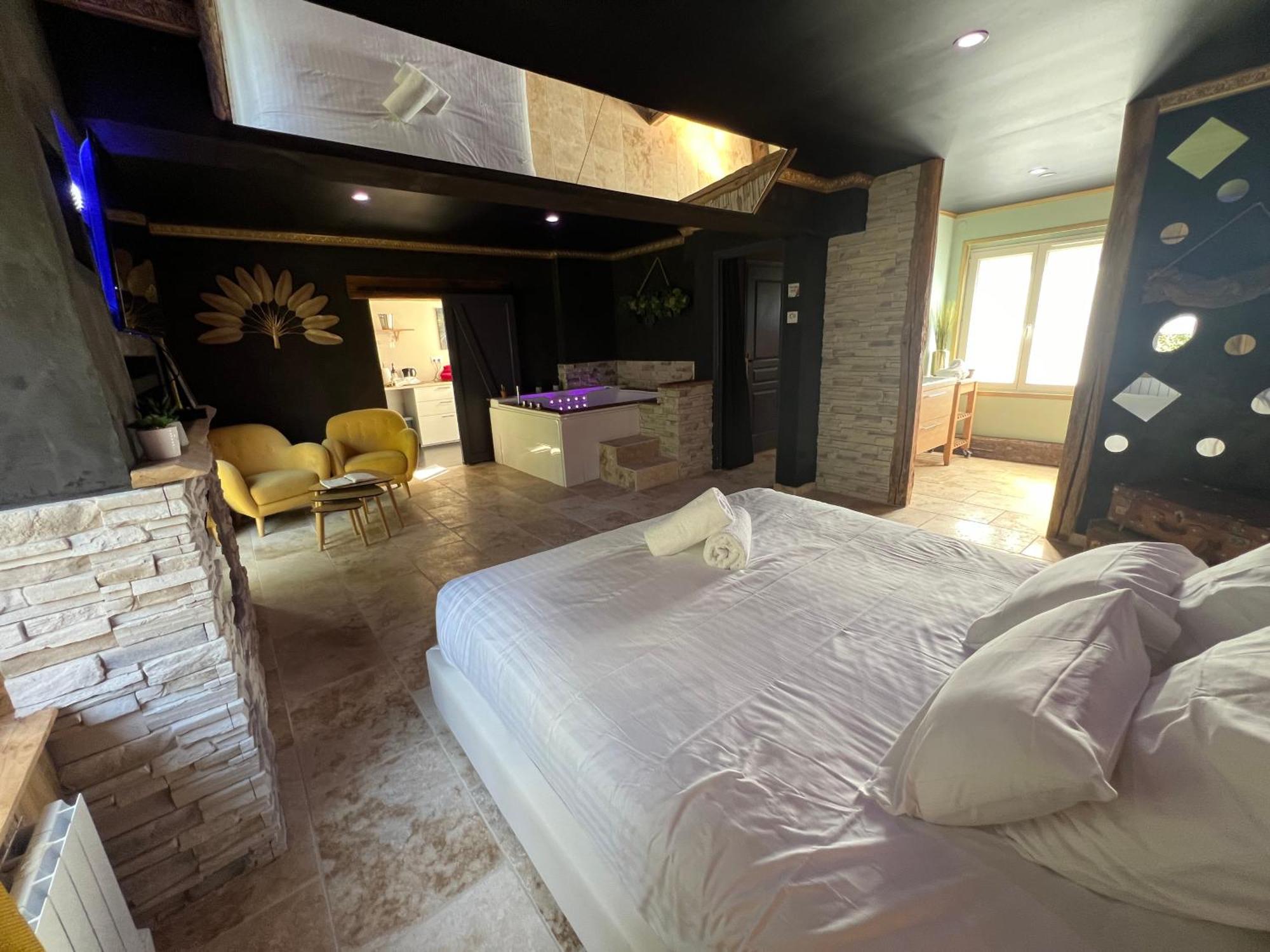Le Lodge Des Charmes 5 Etoiles Leves Exterior photo