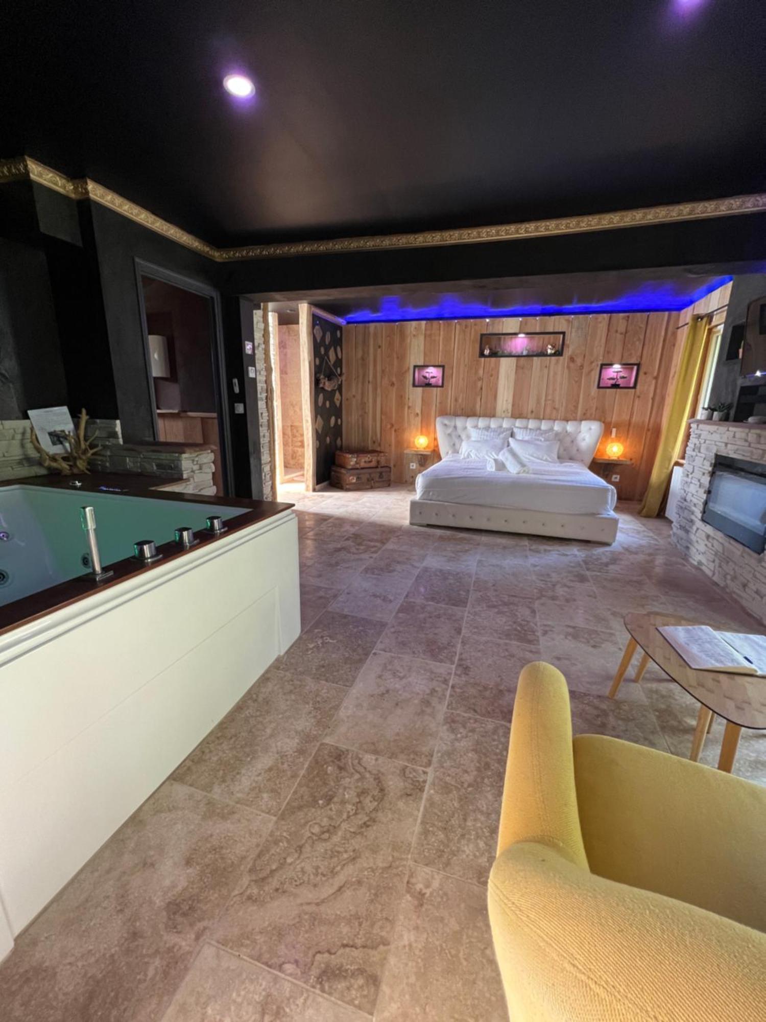 Le Lodge Des Charmes 5 Etoiles Leves Exterior photo