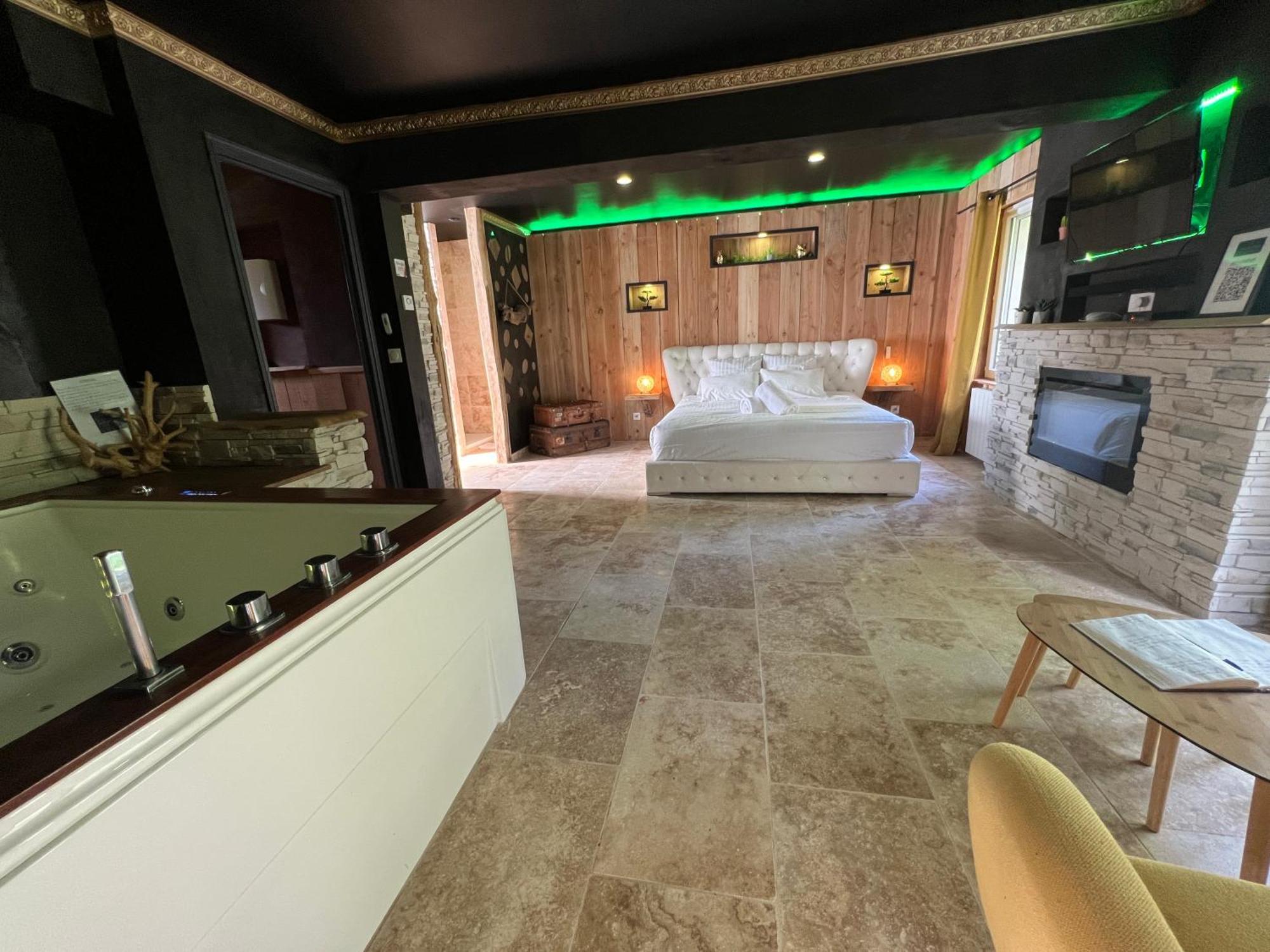 Le Lodge Des Charmes 5 Etoiles Leves Exterior photo
